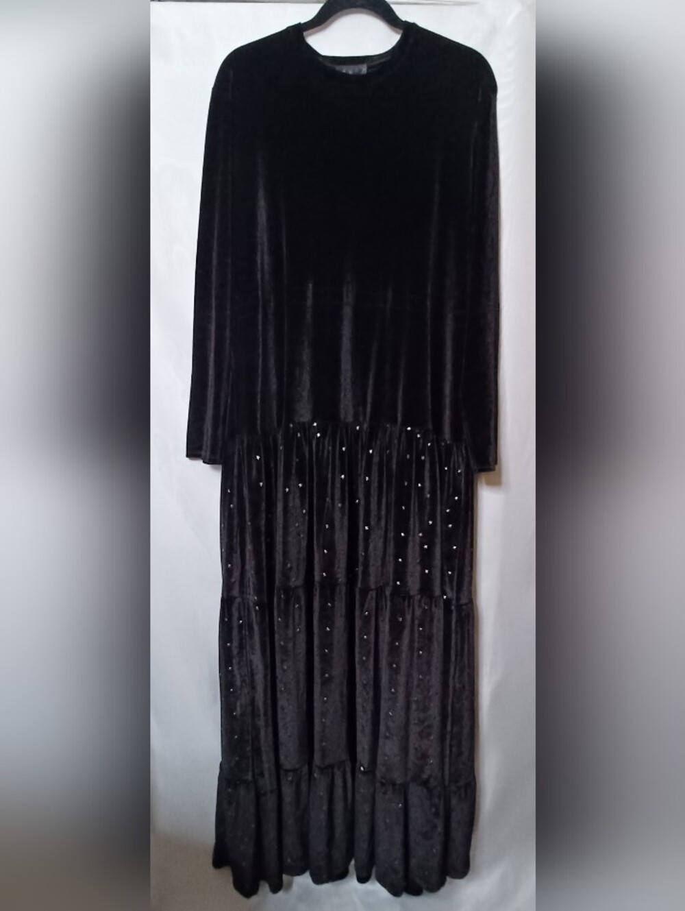 KMW Black Velvet Long Sleeve Dress with Star Embellishments. Size XL/ TG